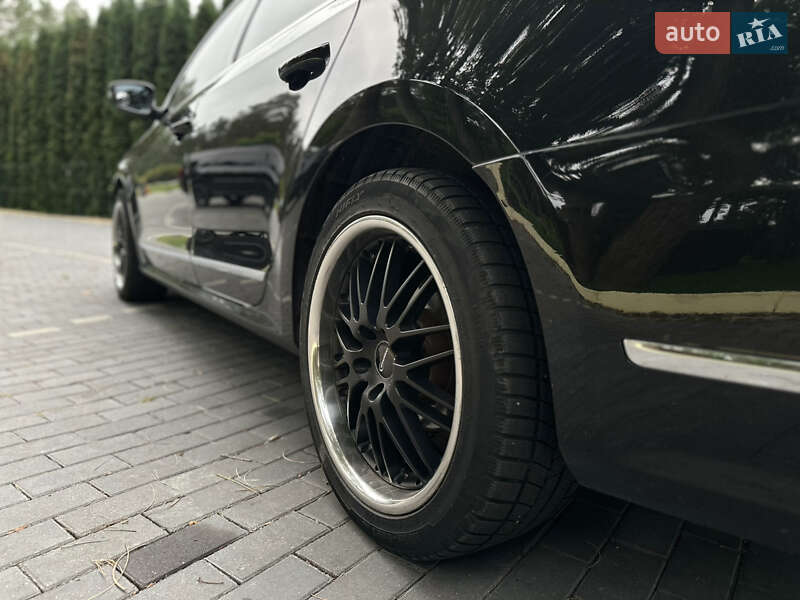 Седан Volkswagen Passat 2012 в Шепетовке