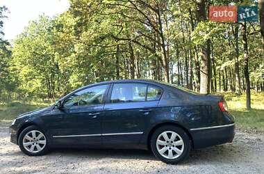 Седан Volkswagen Passat 2008 в 