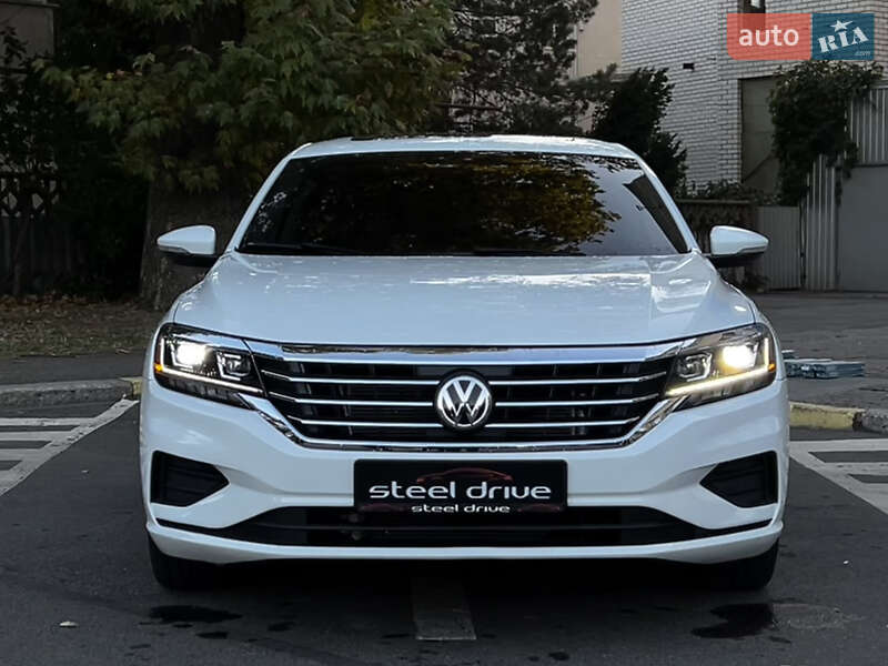 Седан Volkswagen Passat 2021 в Николаеве