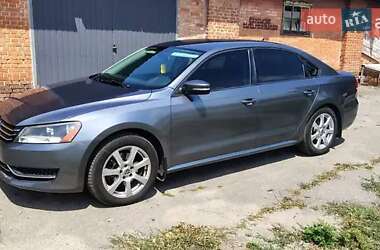 Седан Volkswagen Passat 2014 в Рахове