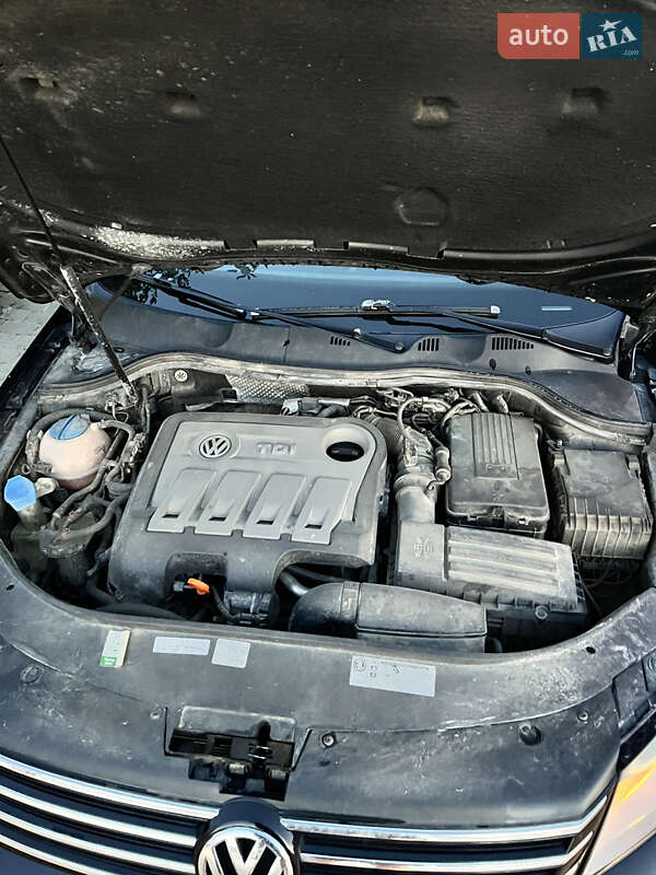 Универсал Volkswagen Passat 2011 в Косове