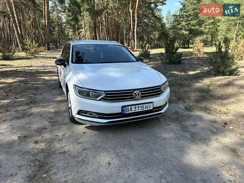 Універсал Volkswagen Passat 2015 в Кропивницькому