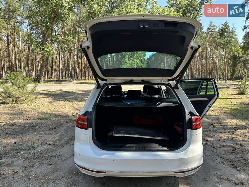 Універсал Volkswagen Passat 2015 в Кропивницькому