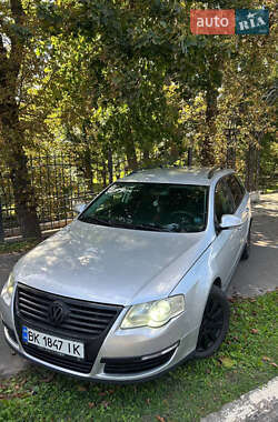Универсал Volkswagen Passat 2005 в Макарове