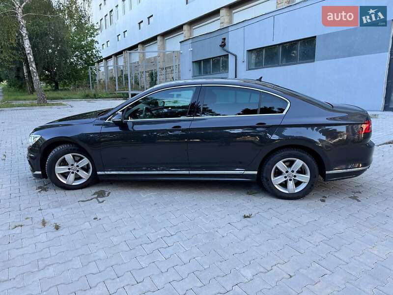 Седан Volkswagen Passat 2019 в Каменец-Подольском