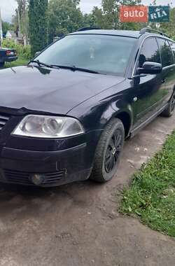 Універсал Volkswagen Passat 2003 в Чернівцях