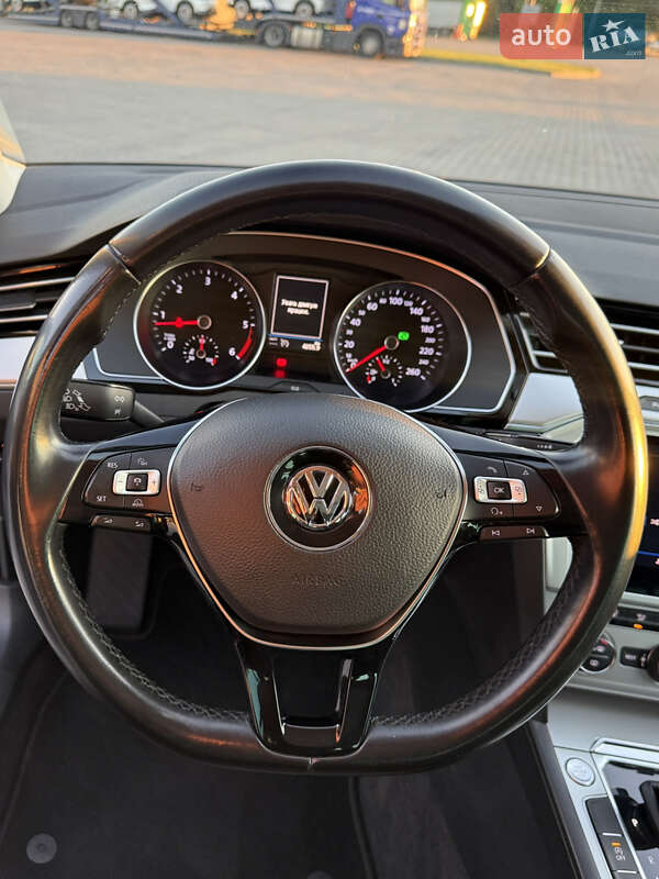 Универсал Volkswagen Passat 2018 в Радивилове
