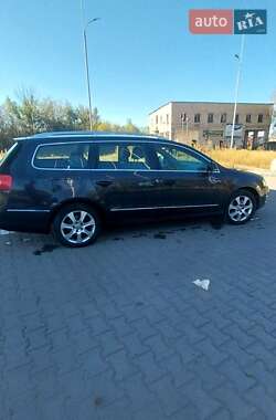 Універсал Volkswagen Passat 2007 в Рокитному