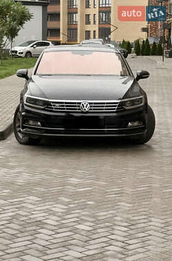 Седан Volkswagen Passat 2018 в Житомирі