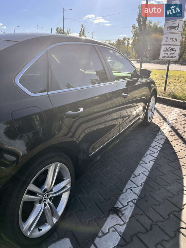 Седан Volkswagen Passat 2014 в Днепре фото 16 Седан Volkswagen Passat 2014 в Днепре
