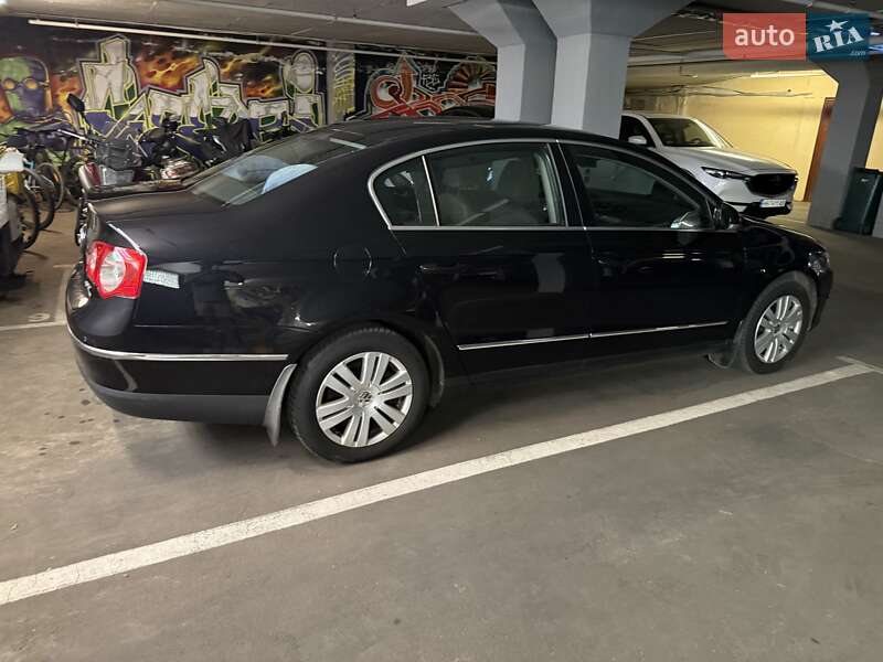 Седан Volkswagen Passat 2008 в Одессе