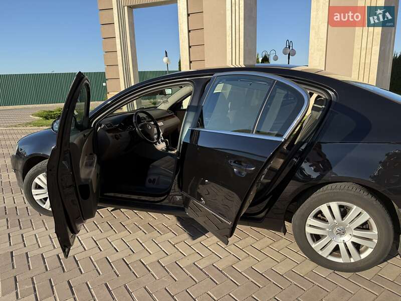 Седан Volkswagen Passat 2008 в Одессе