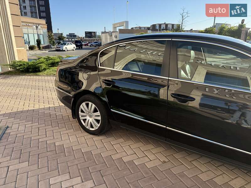 Седан Volkswagen Passat 2008 в Одессе