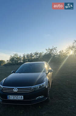 Универсал Volkswagen Passat 2017 в Полтаве