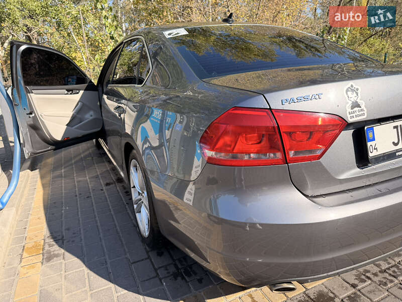 Седан Volkswagen Passat 2013 в Днепре фото 11 Седан Volkswagen Passat 2013 в Днепре