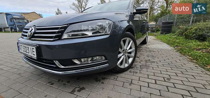 Універсал Volkswagen Passat 2013 в Богородчанах