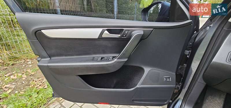 Універсал Volkswagen Passat 2013 в Богородчанах