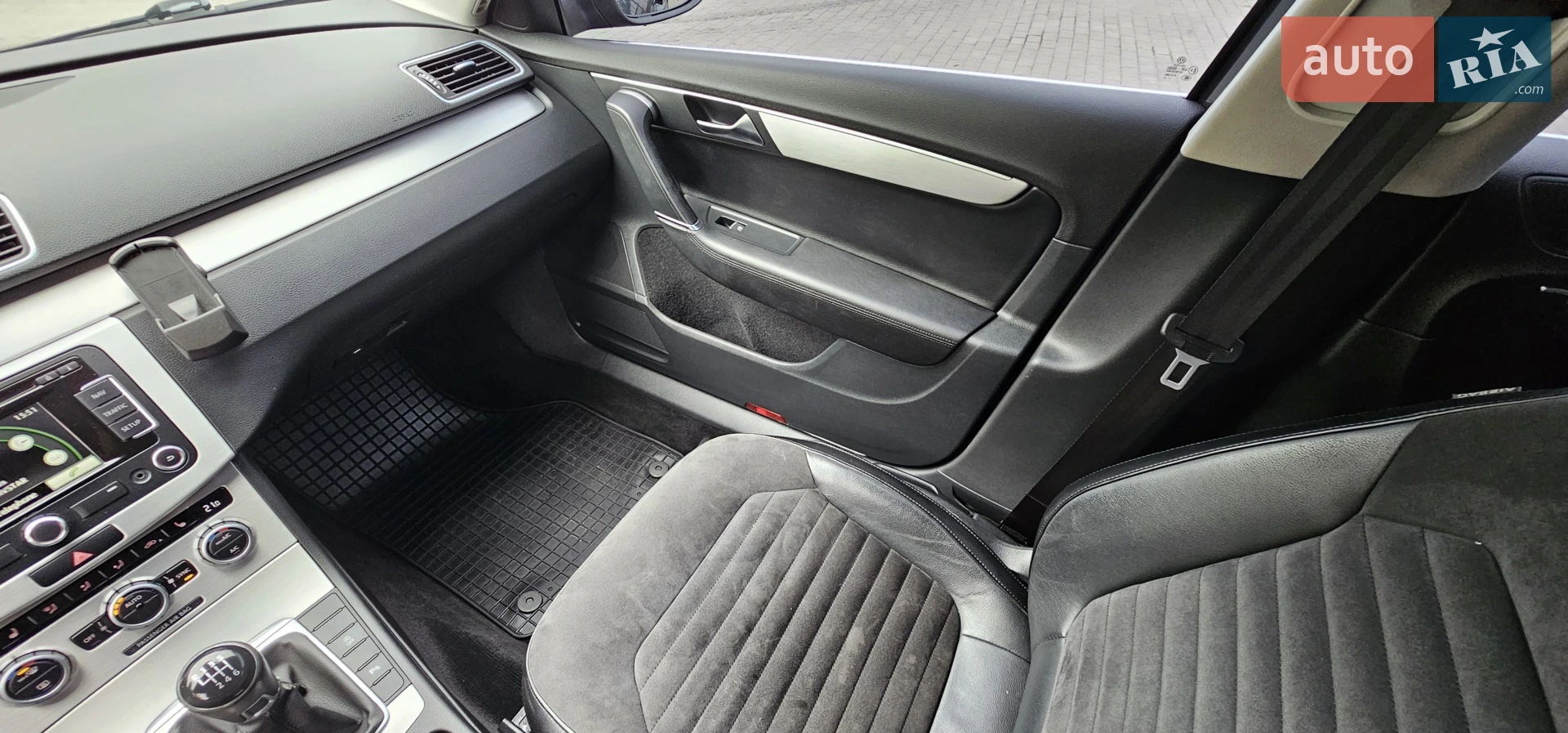 Volkswagen Passat 2013 VIN WVWZZZ3CZEE001135 фото оголошення 14 з 30