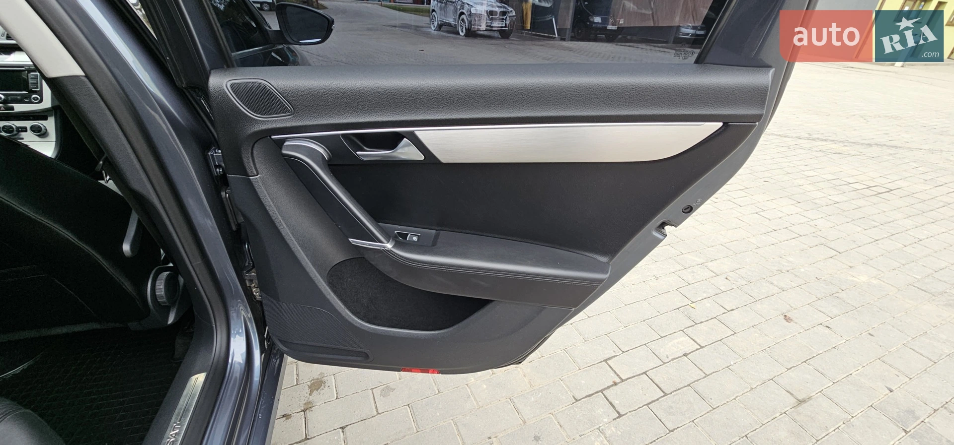 Volkswagen Passat 2013 VIN WVWZZZ3CZEE001135 фото оголошення 18 з 30