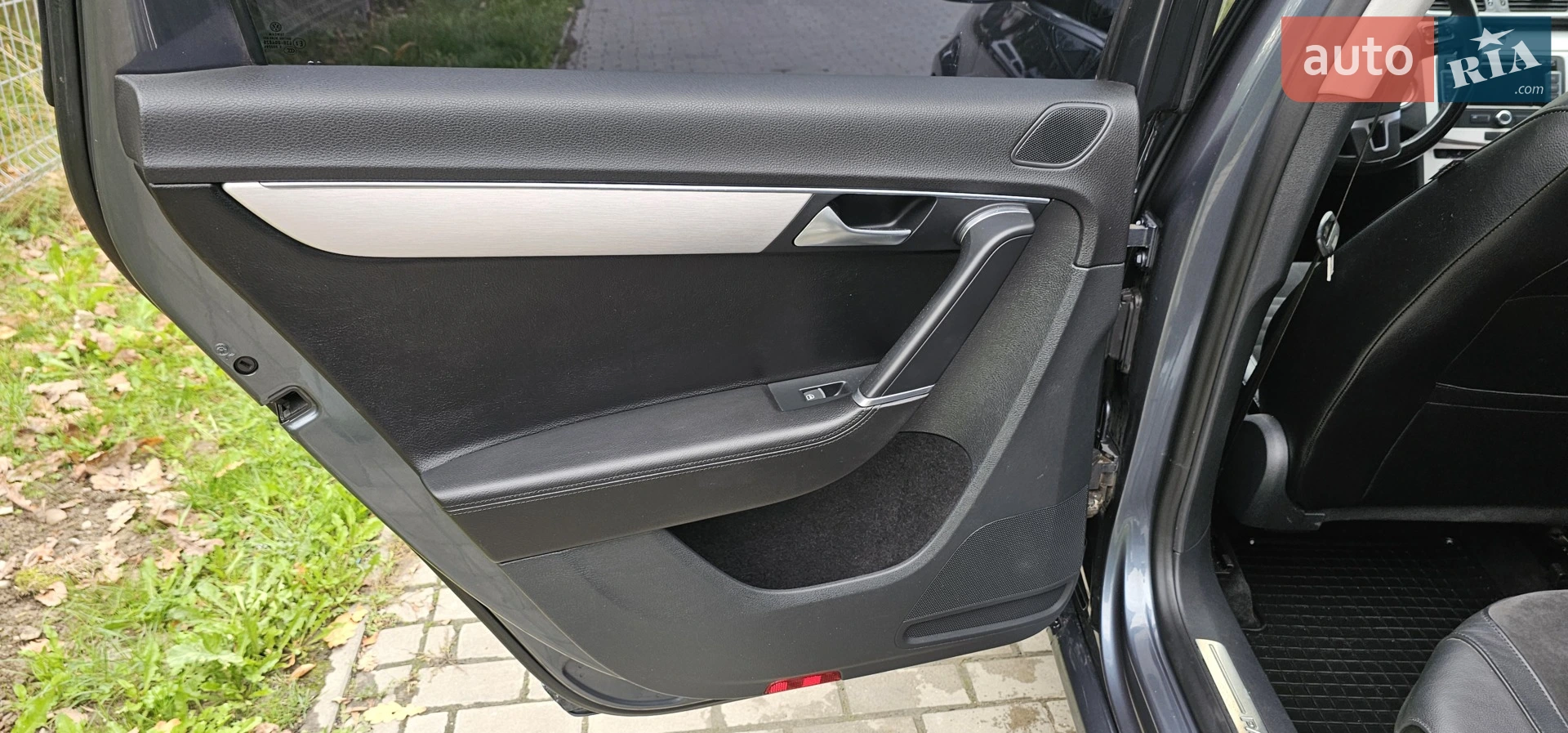 Volkswagen Passat 2013 VIN WVWZZZ3CZEE001135 фото оголошення 20 з 30