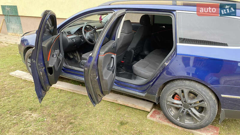 Универсал Volkswagen Passat 2009 в Ивано-Франковске