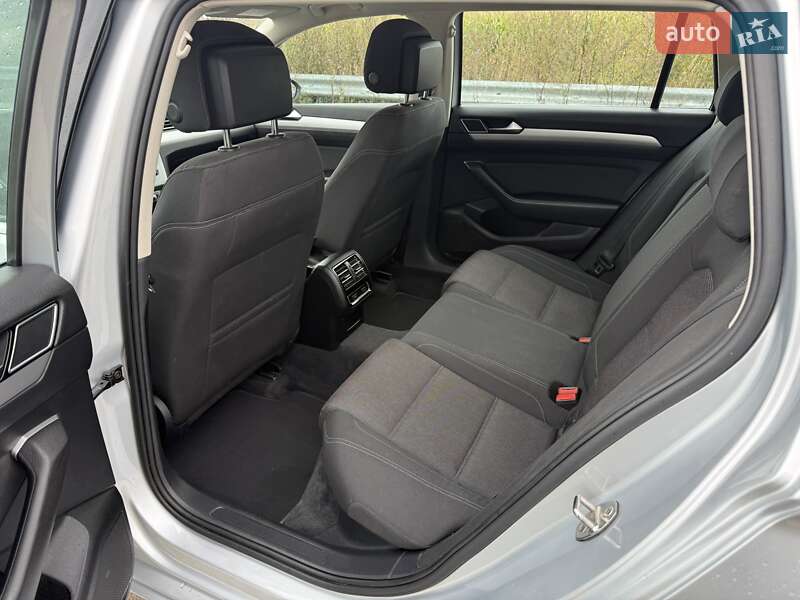 Универсал Volkswagen Passat 2015 в Луцке