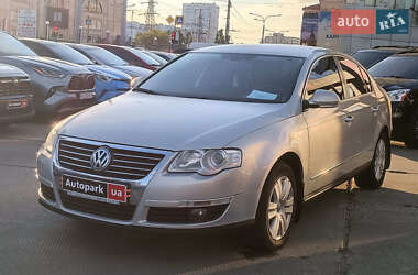 Седан Volkswagen Passat 2009 в Харькове
