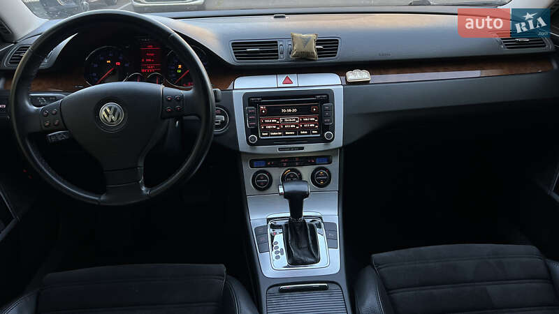 Седан Volkswagen Passat 2007 в Одессе