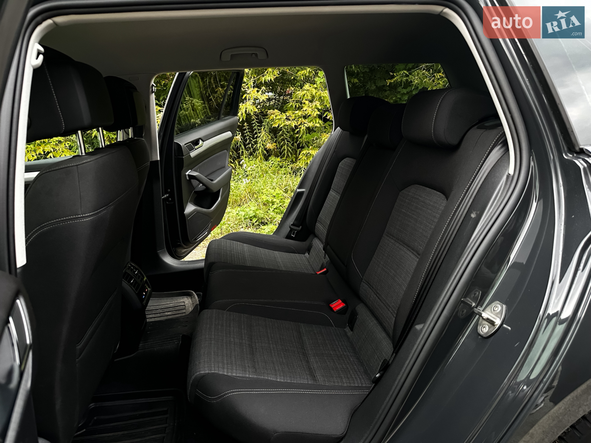 2021 Volkswagen Passat - мініатюра 28