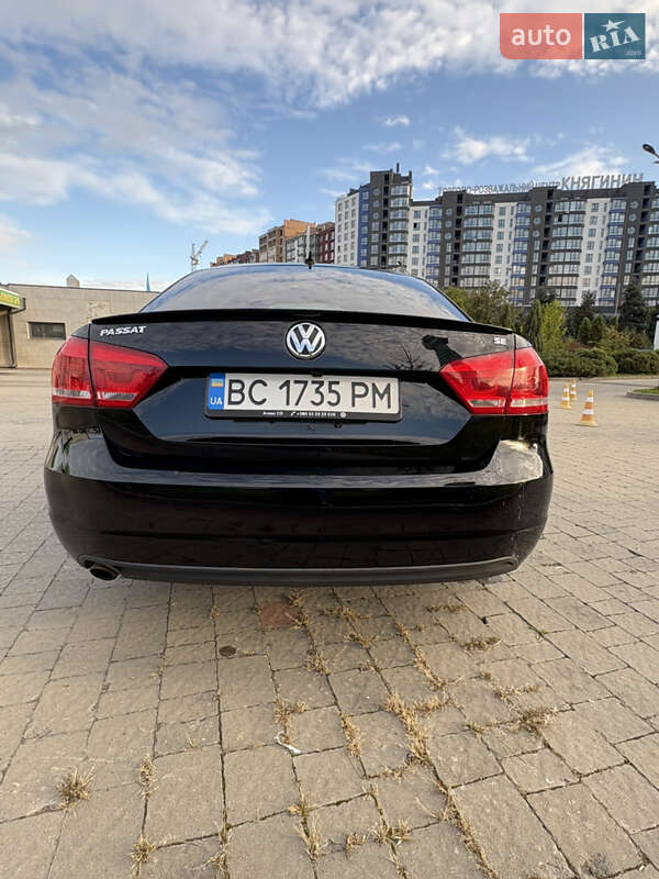 Седан Volkswagen Passat 2012 в Івано-Франківську