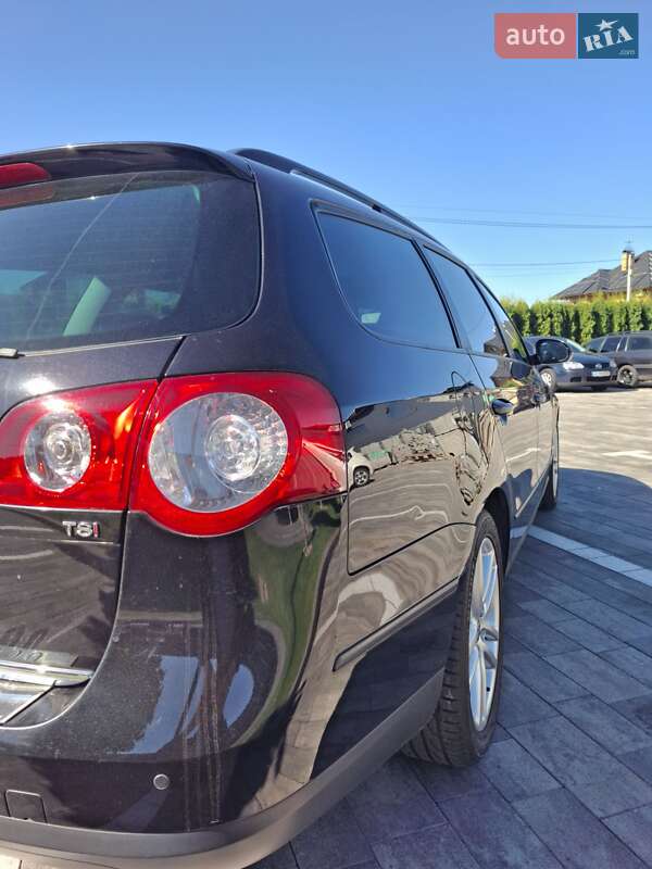 Универсал Volkswagen Passat 2010 в Луцке