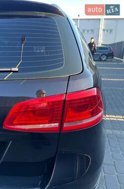 Универсал Volkswagen Passat 2011 в 