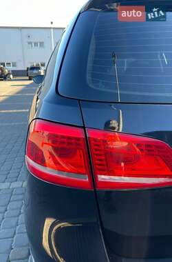 Универсал Volkswagen Passat 2011 в 