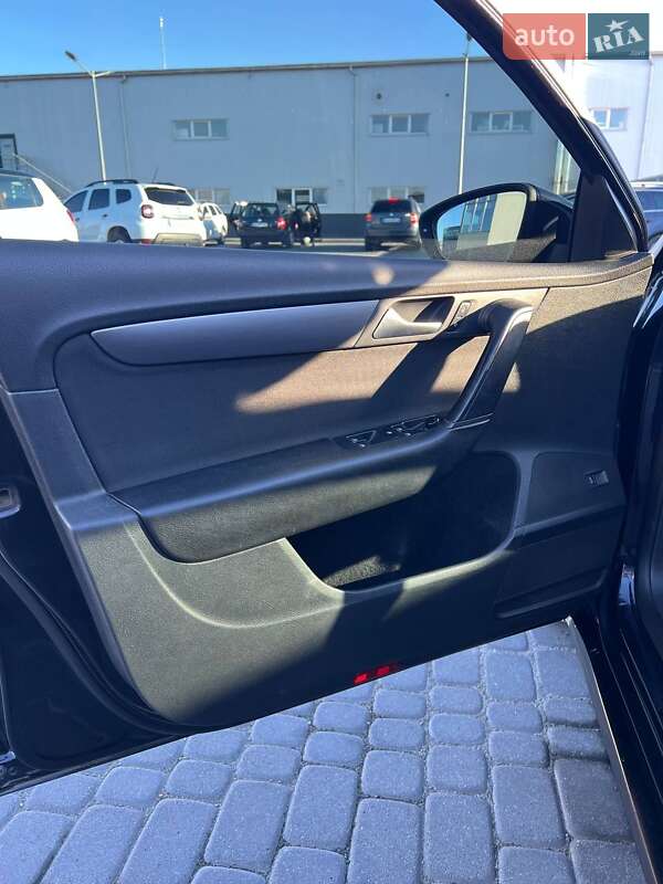 Універсал Volkswagen Passat 2011 в Мукачевому