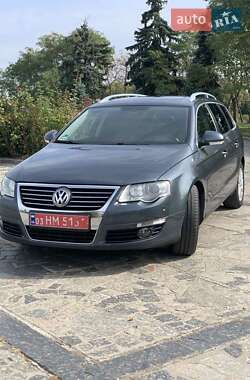 Універсал Volkswagen Passat 2009 в Черкасах
