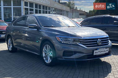 Седан Volkswagen Passat 2020 в Житомире