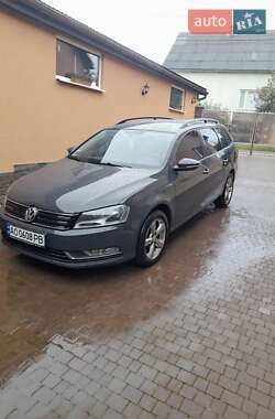 Універсал Volkswagen Passat 2013 в Хусті