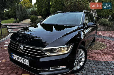 Универсал Volkswagen Passat 2015 в Хусте