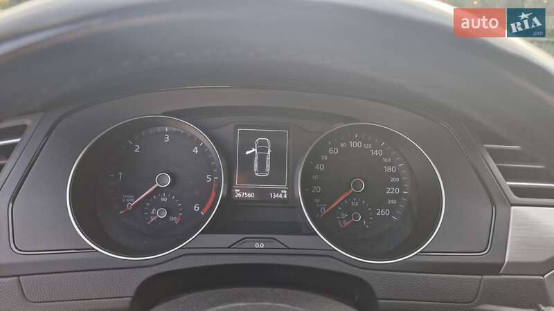 Универсал Volkswagen Passat 2016 в Житомире