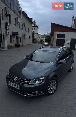 Универсал Volkswagen Passat 2012 в Сторожинце