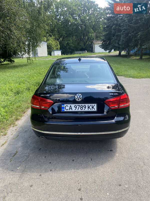 Седан Volkswagen Passat 2012 в Умани