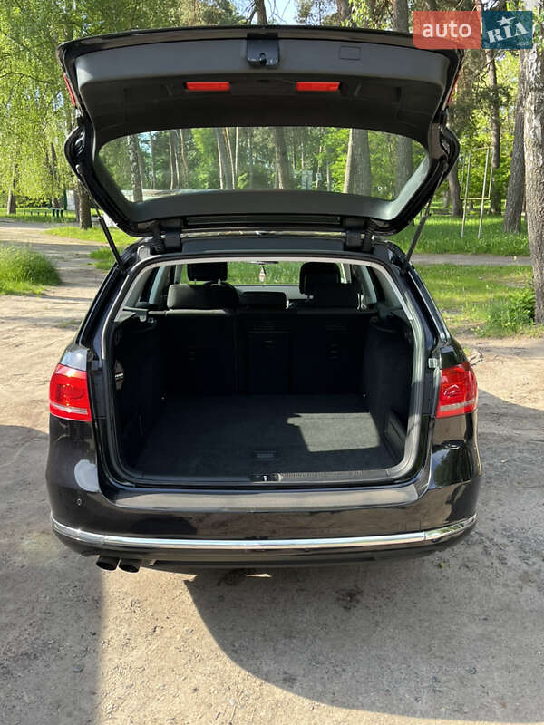 Универсал Volkswagen Passat 2011 в Казатине