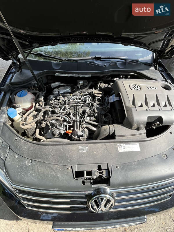 Универсал Volkswagen Passat 2011 в Казатине