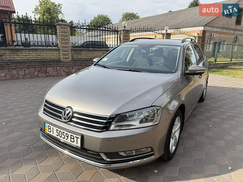 Volkswagen Passat 2011 Volkswagen Passat 2011