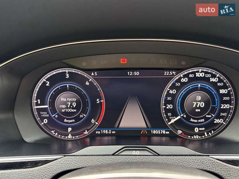 Седан Volkswagen Passat 2019 в Києві