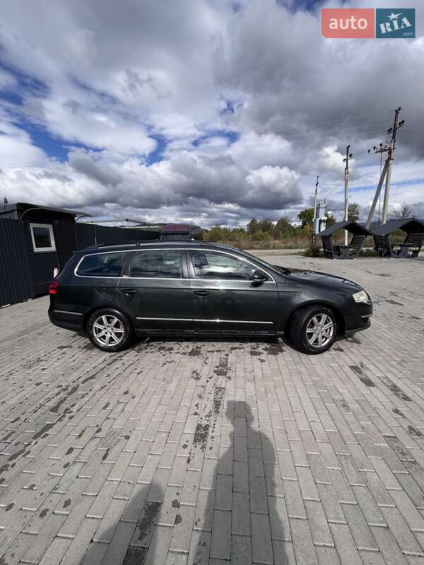Универсал Volkswagen Passat 2006 в Тячеве