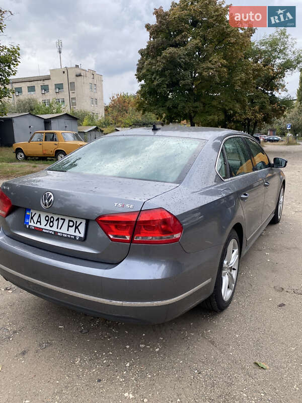 Седан Volkswagen Passat 2015 в Киеве