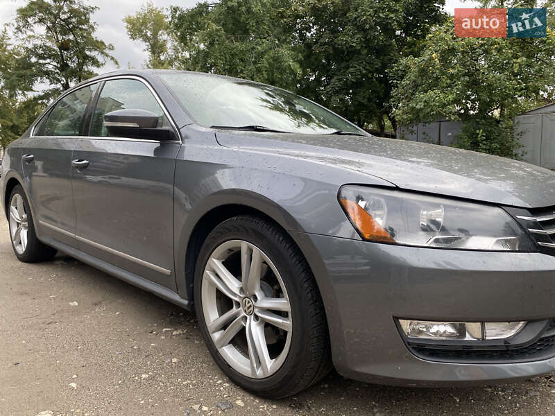 Седан Volkswagen Passat 2015 в Киеве