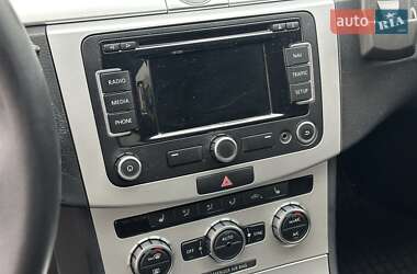 Универсал Volkswagen Passat 2013 в 