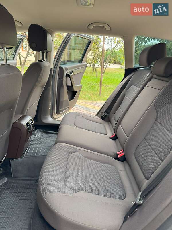 Універсал Volkswagen Passat 2011 в Яворові